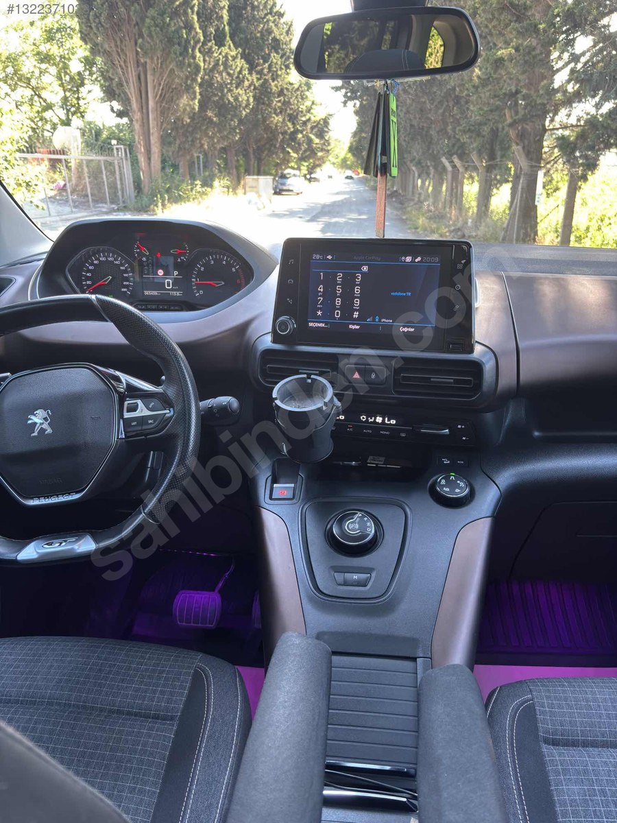 PEUGEOT RIFTER 2021 HATASIZ BOYASIZ DÜŞÜK KM TEMİZ ARAÇ — 7